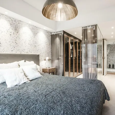 Homely - Executive 72m2 -sauna Apartment